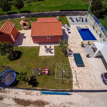 Family Friendly House With A Swimming Pool Radosic, Zagora - 15891 Сasa de vacaciones
